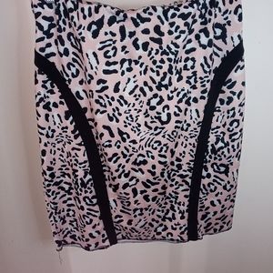 light pinkn leopard print skirt